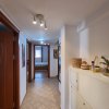 Apartament 3 (+1) camere, cu terasa, Centra, 2 locuri de pacare incluse. 