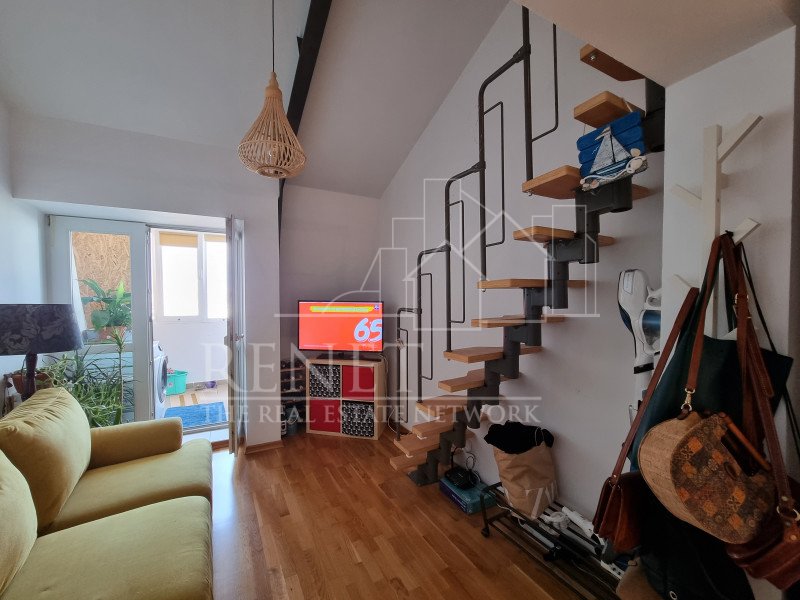 Apartament 3 (+1) camere, cu terasa, Centra, 2 locuri de pacare incluse. 