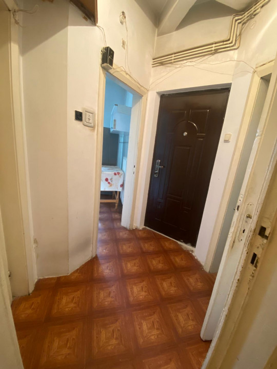 SE VINDE APARTAMENT SPATIOS 4 CAMERE 100MP IN ZONA PACHE PROTOPOPESCU-TRAIAN