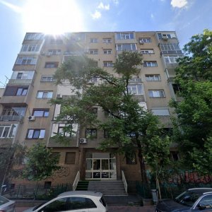 APARTAMENT 3 CAMERE SPATIOS PRETABIL AFACERE/BIROURI ZONA MATEI BASARAB