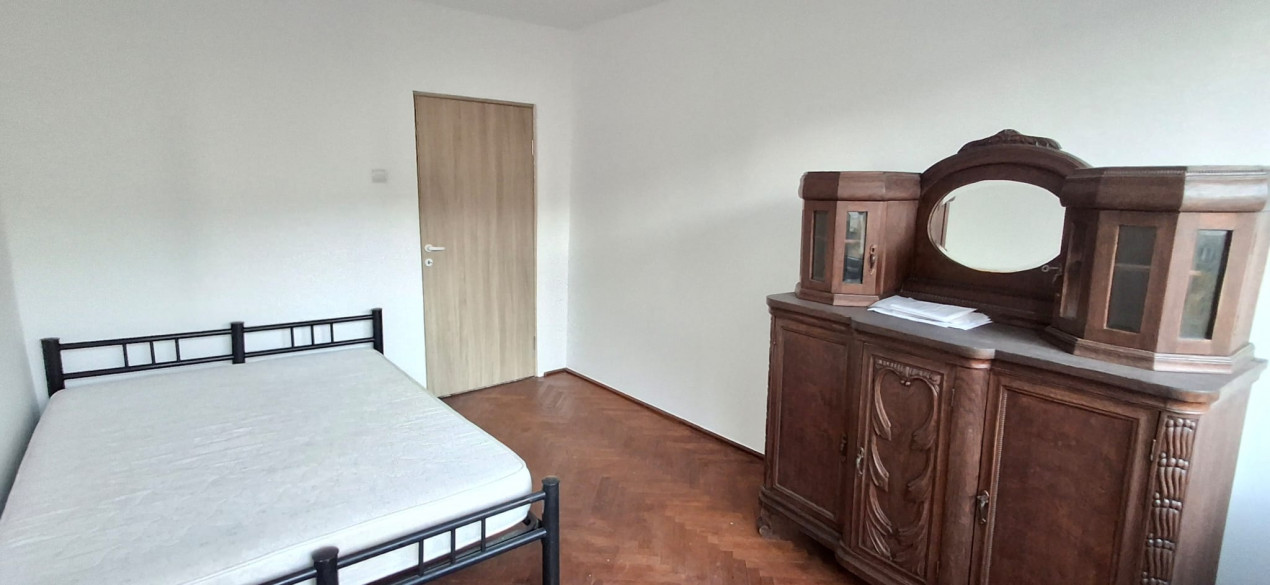 De inchiriat Apartament de 3 camere Sos Colentina 35 